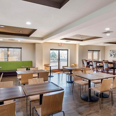 Comfort Suites Southpark Колониал-Хайтс Экстерьер фото