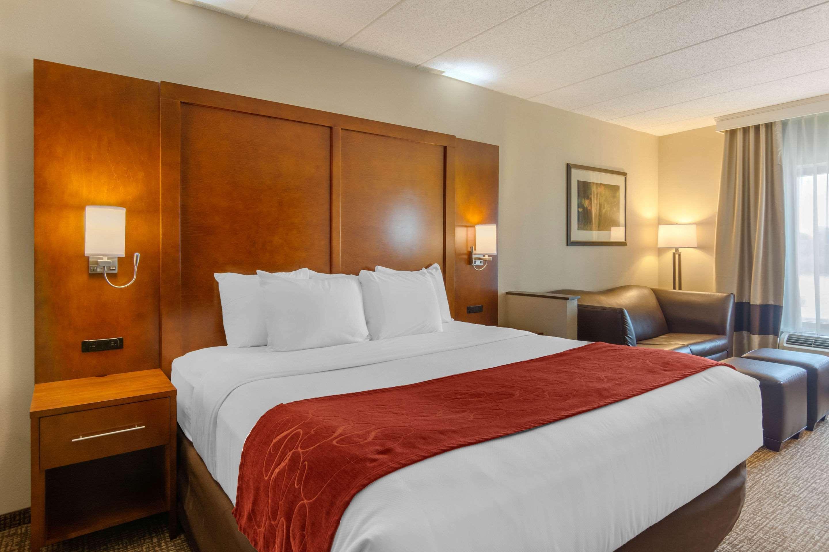 Comfort Suites Southpark Колониал-Хайтс Экстерьер фото