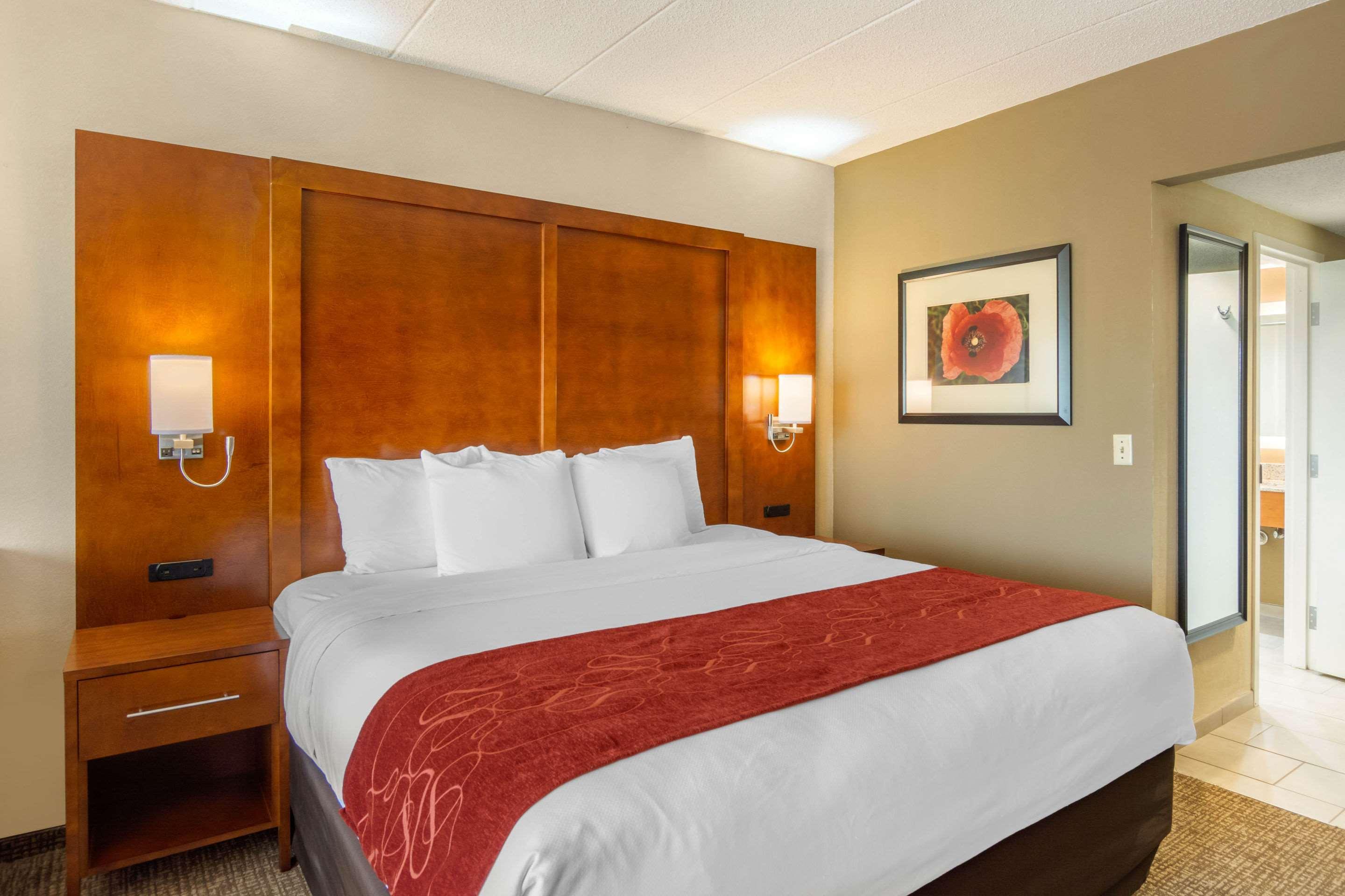 Comfort Suites Southpark Колониал-Хайтс Экстерьер фото
