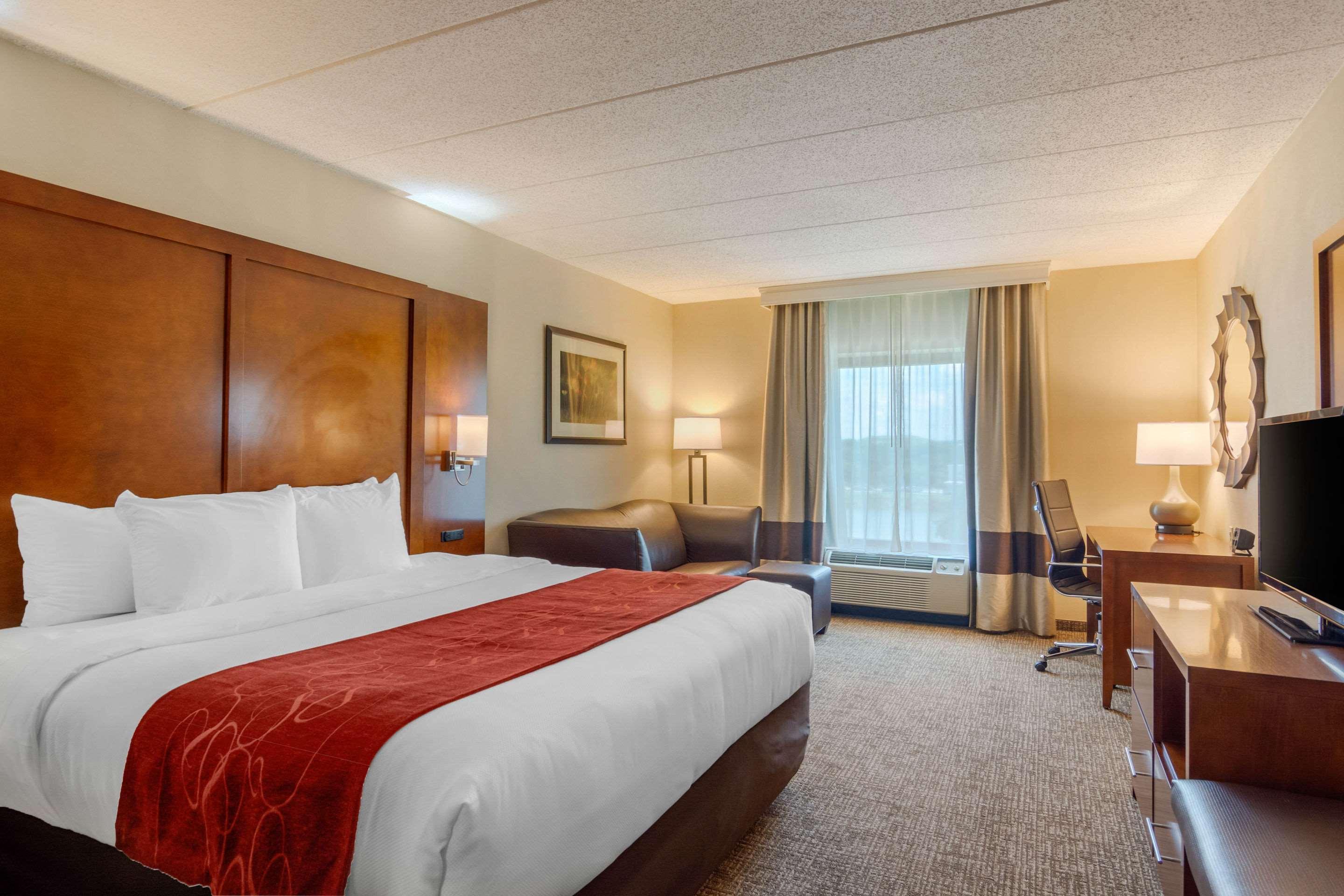Comfort Suites Southpark Колониал-Хайтс Экстерьер фото